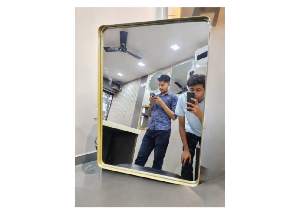 DEEP METAL FRAME RECTANGULAR MIRROR GOLD