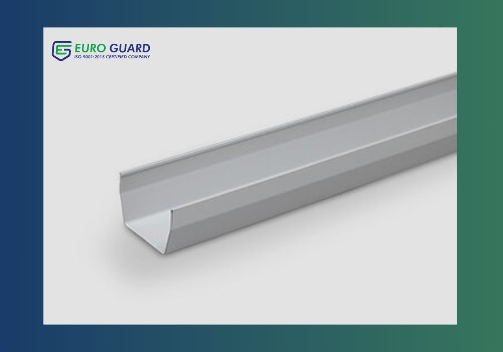 EUROGUARD HYSQUARE GUTTER 200mm 3meter